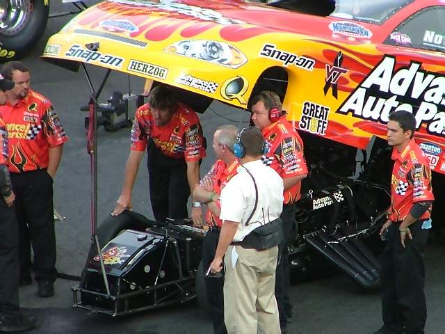 Top_Fuel_Funnycar-04-1
