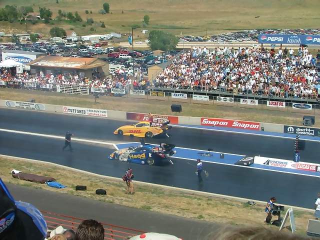 Top_Fuel_Funnycar-05